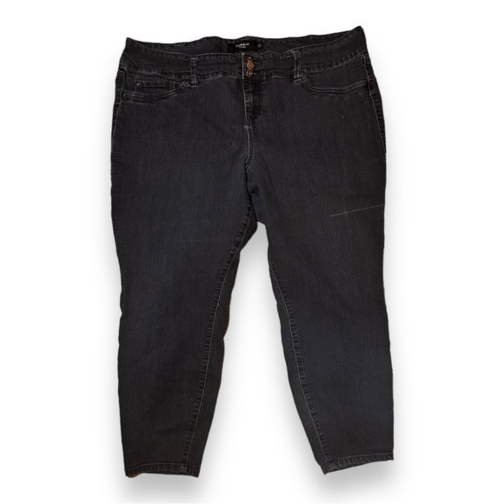 Women’s torrid 24 S Short Skinny Super Stretch High Rise Jegging Darkest Wash